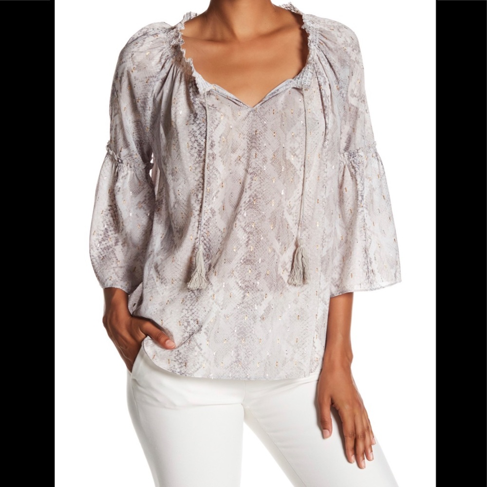 Tahari Lilo Peasant  off the shoulder Blouse